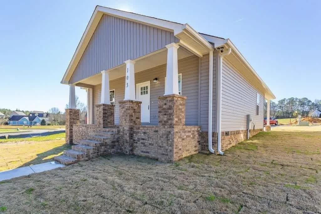 103 Arthur St – photo 1