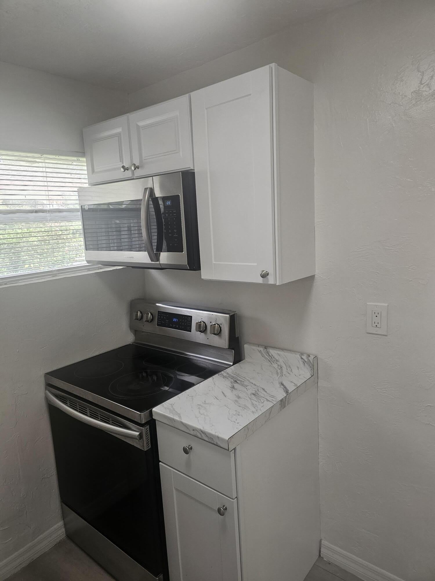505 NW 16th Avenue – photo 4
