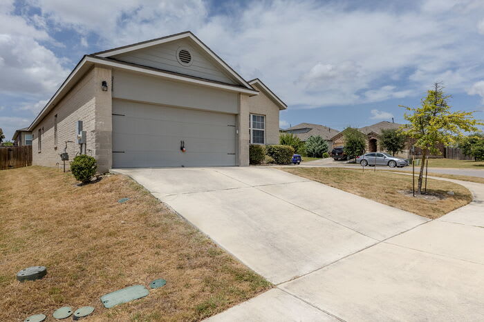 3118 Blantyre Bend – photo 3