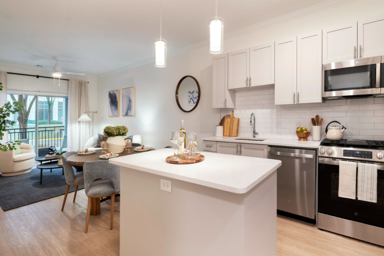Ashton at Dulles Corner – photo 1