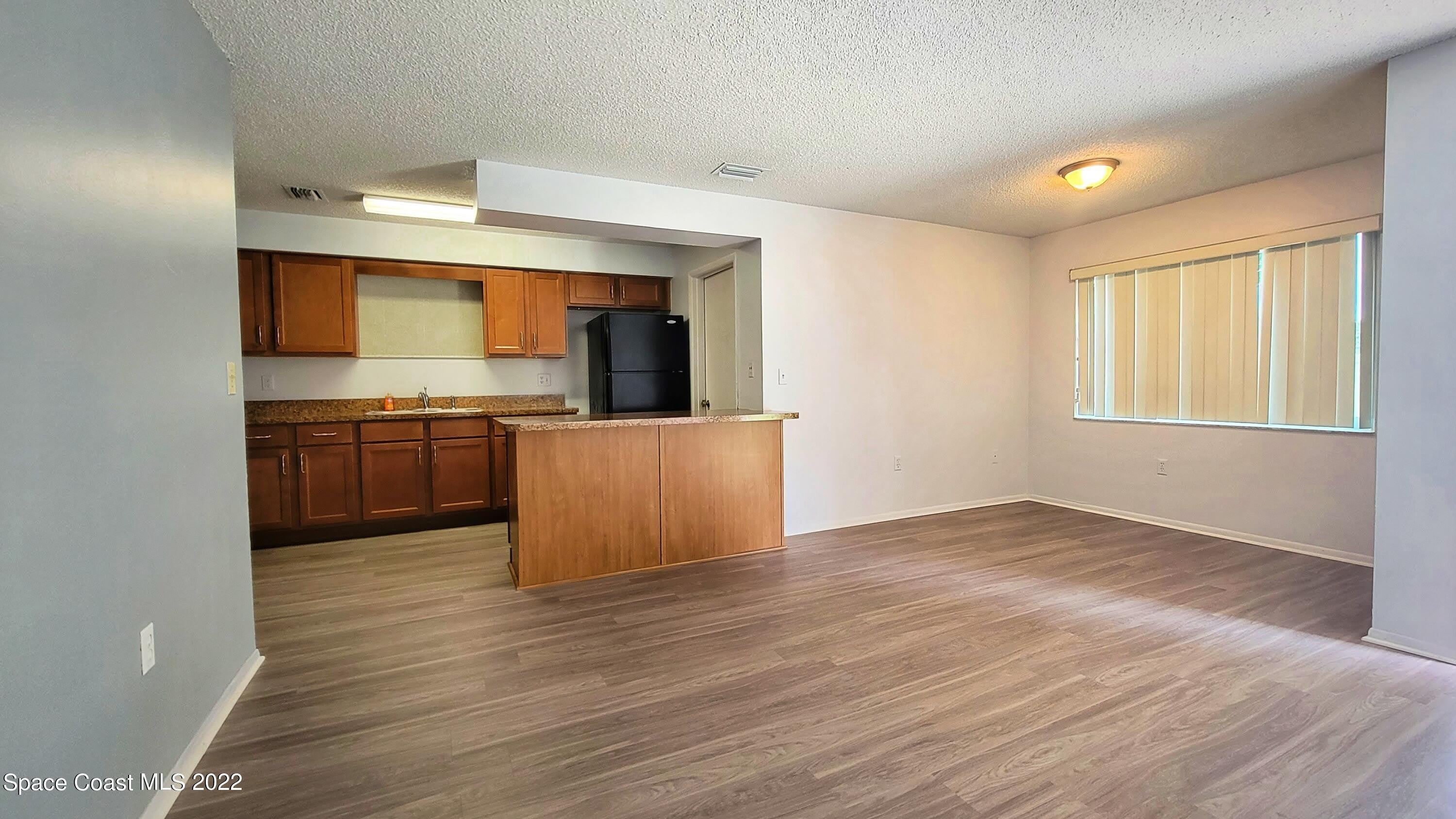 1353 Westover Street – photo 3