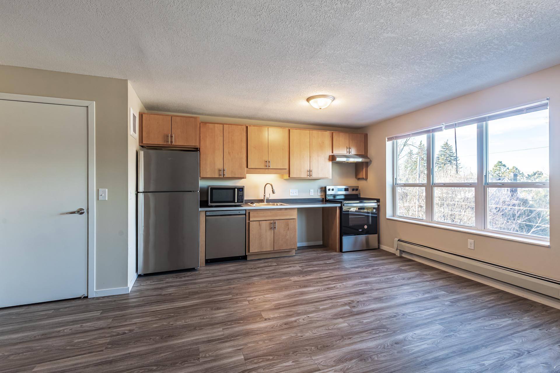 Eastside 1256 – photo 5