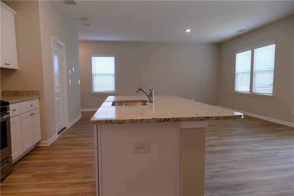 4237 Waxwing Street – photo 4