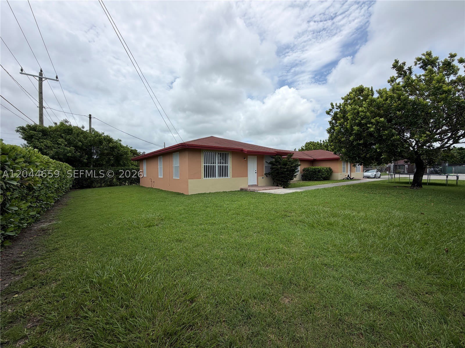 10530 SW 183rd St – photo 2