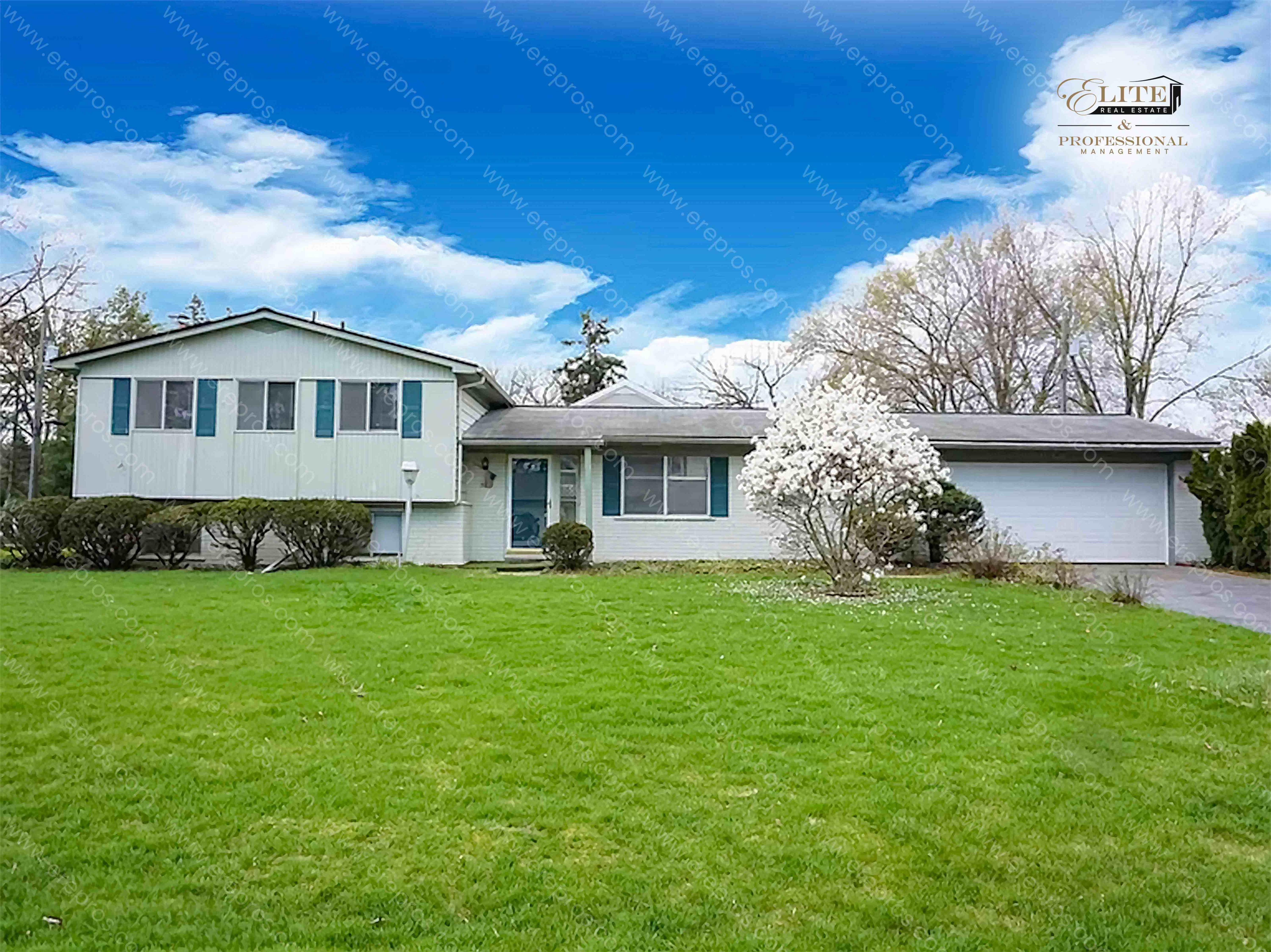 5049 Countryhouse – photo 1
