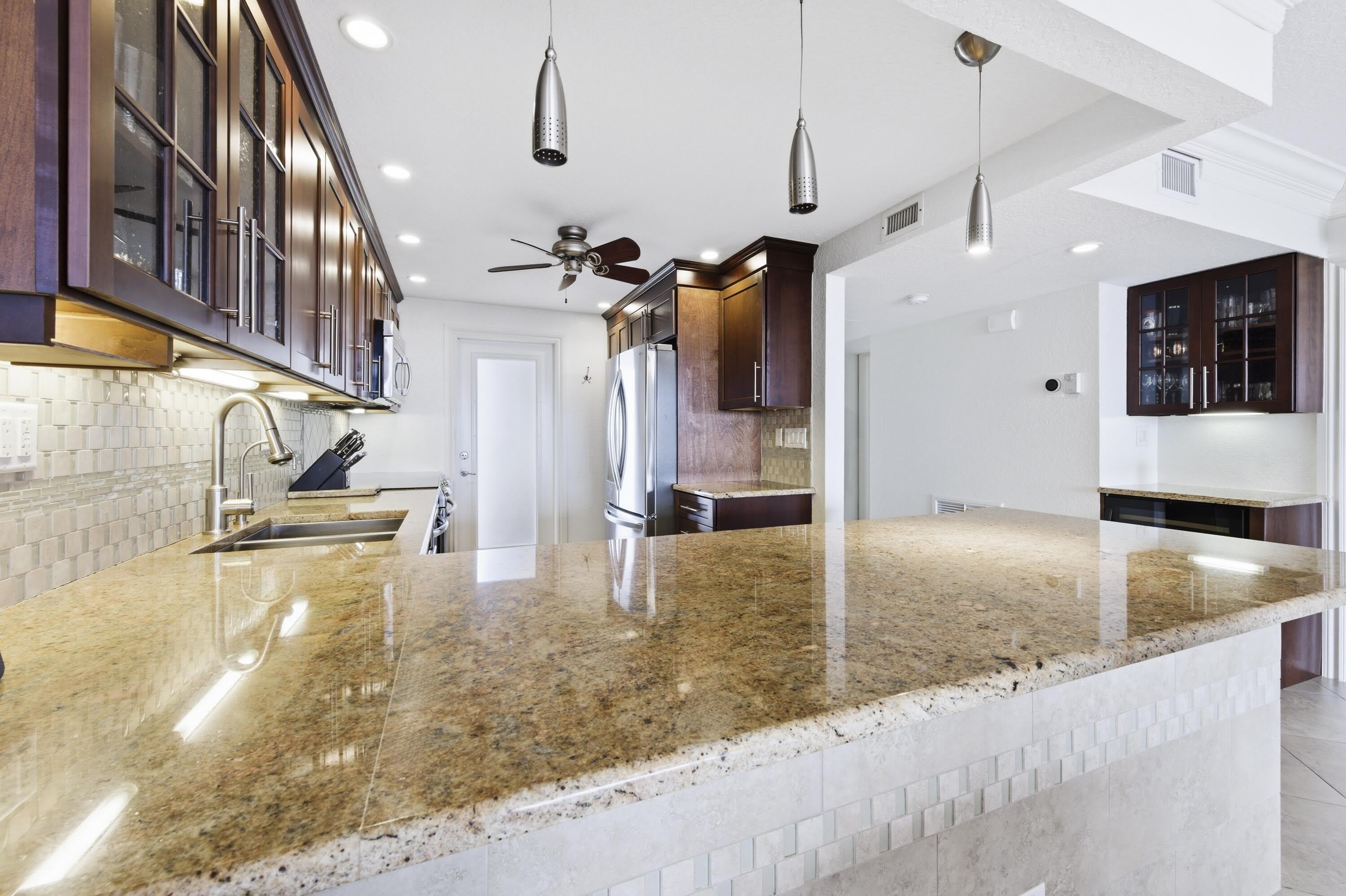3000 NE 48th Court – photo 4