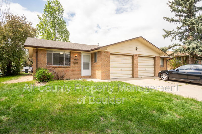 1515 Stuart St – photo 1