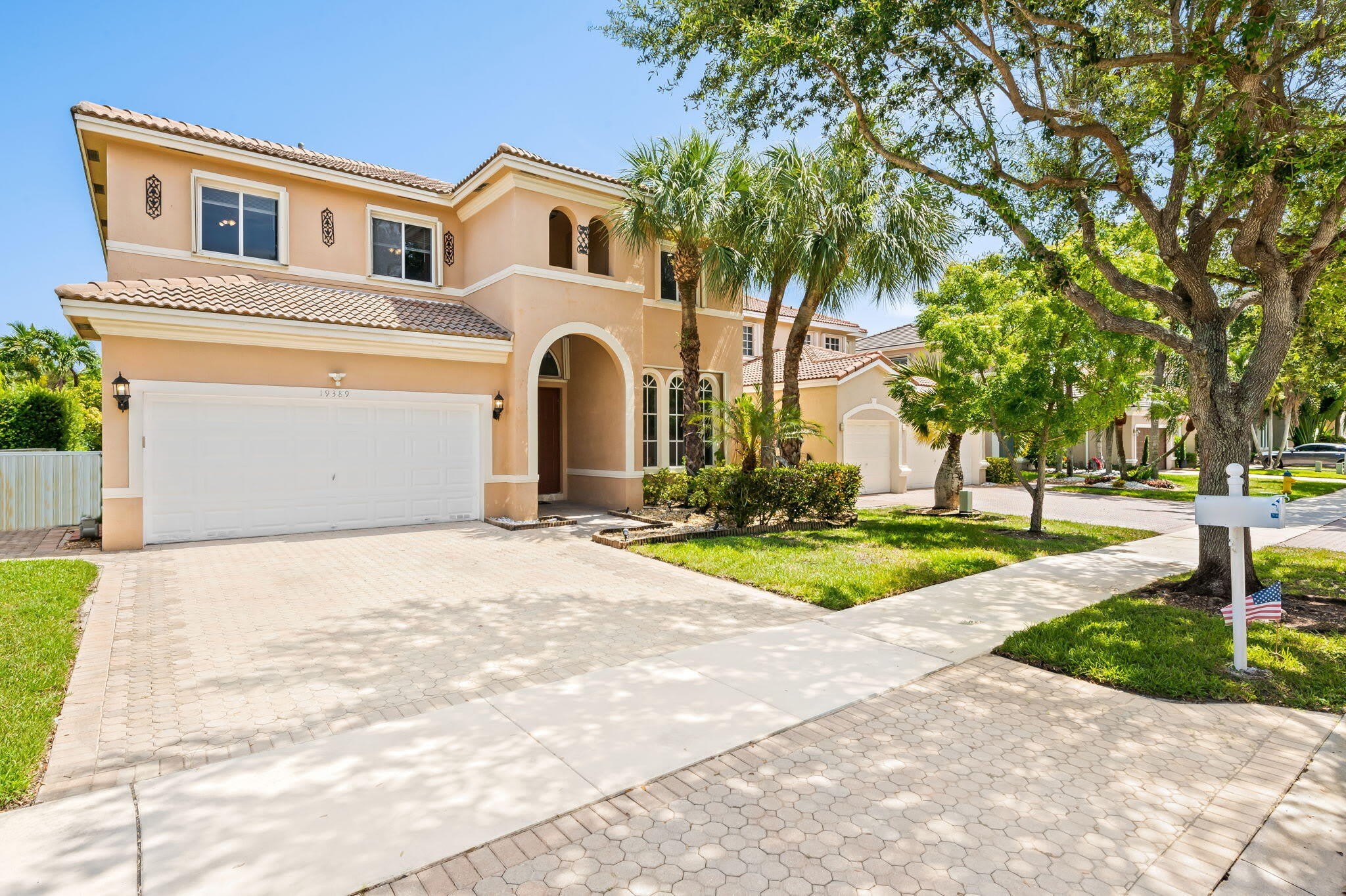 19389 SW 64th Street – photo 2