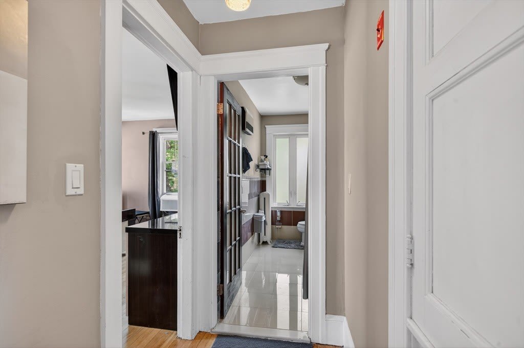 962 Pleasant St – photo 5