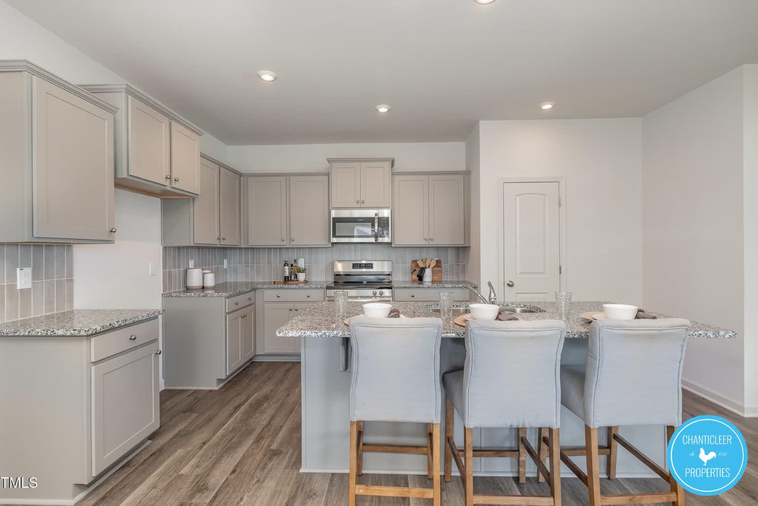 6748 Hardwick Lane – photo 5