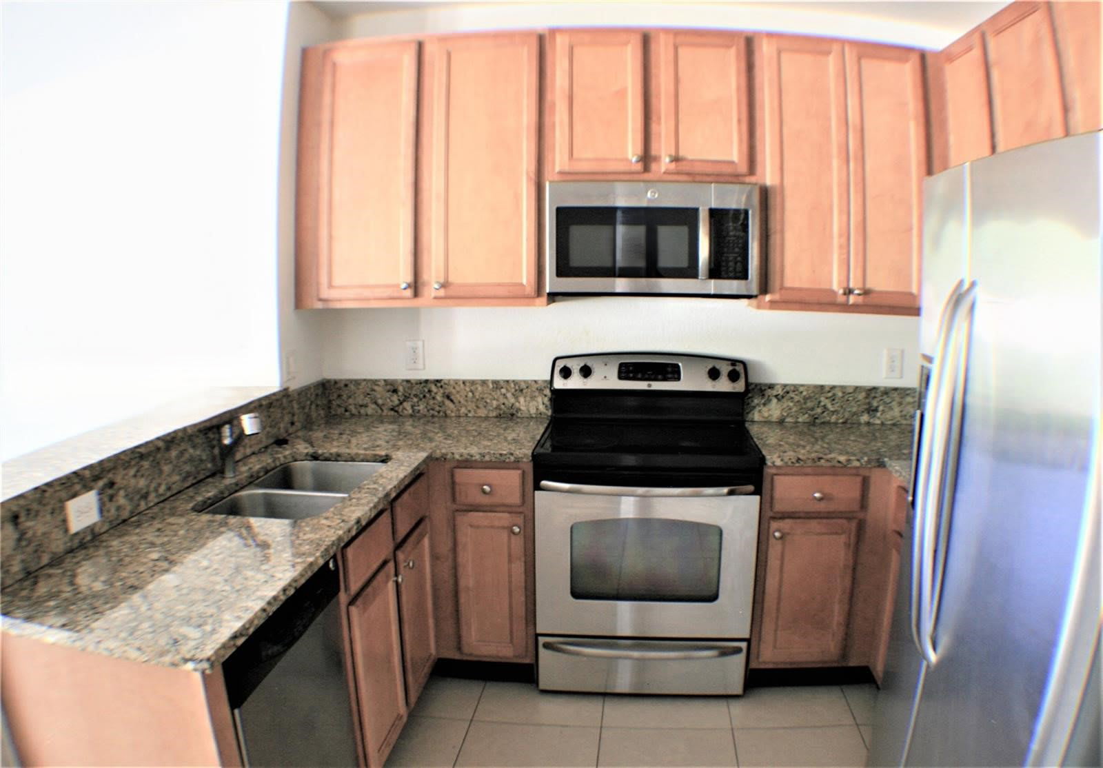 202 Las Brisas Circle – photo 2