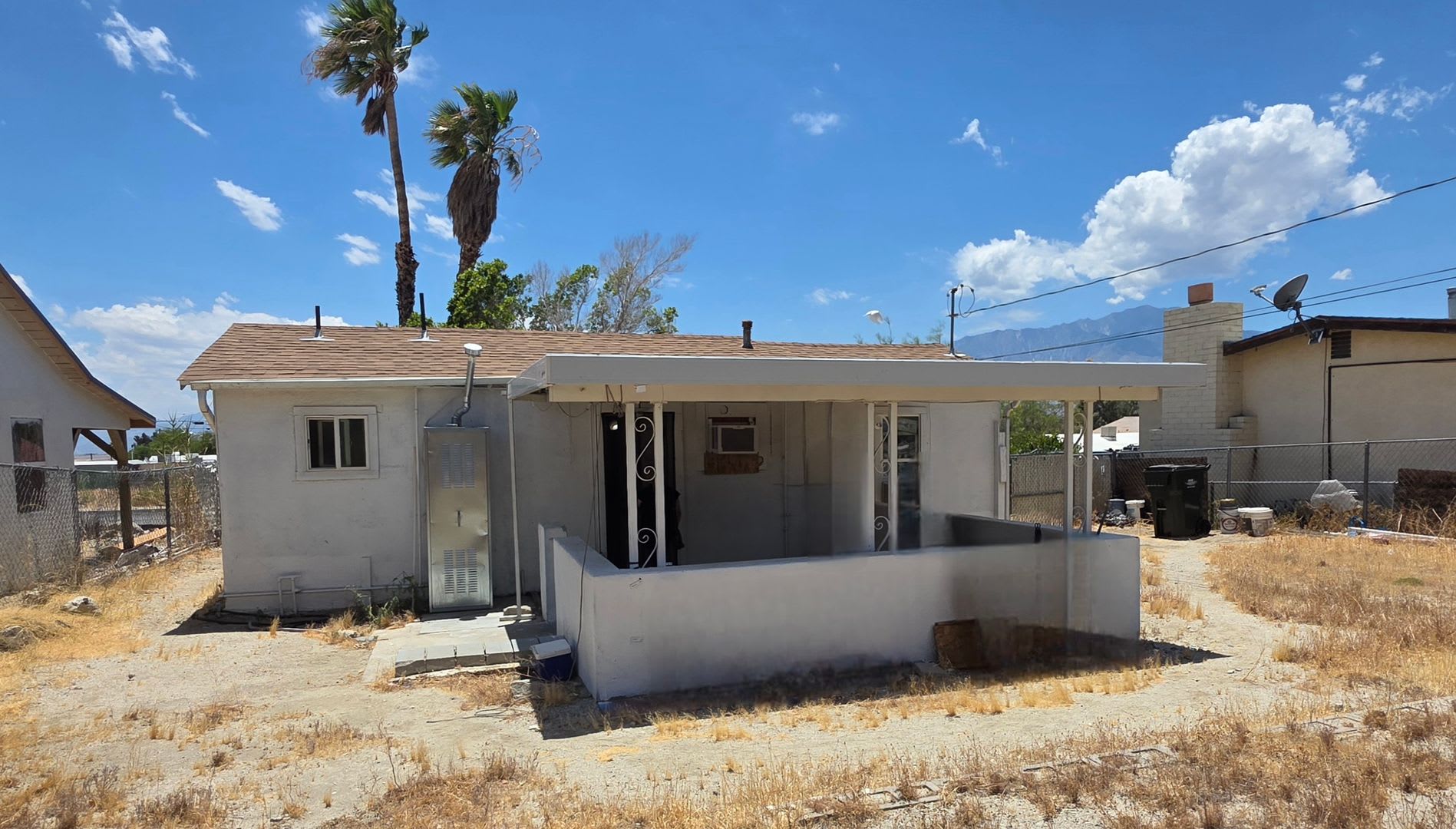 2 Bedroom 1 Bath Now Available – photo 2