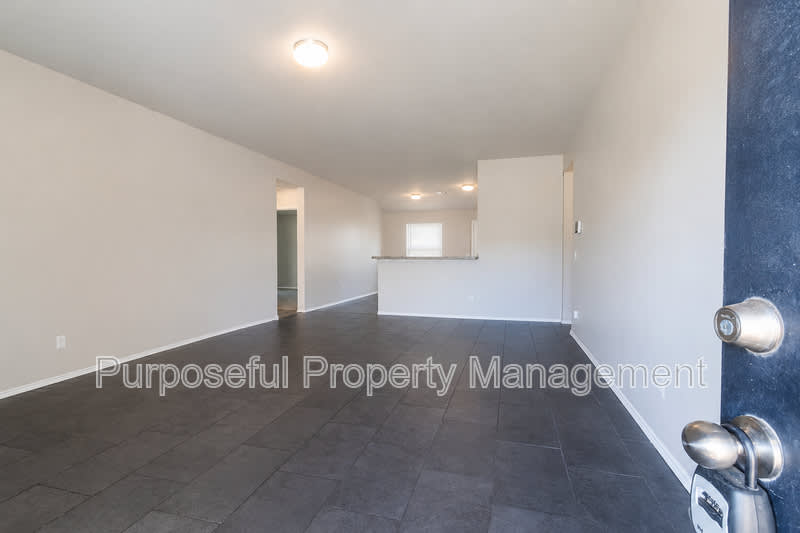 1809 West Antler Way – photo 3