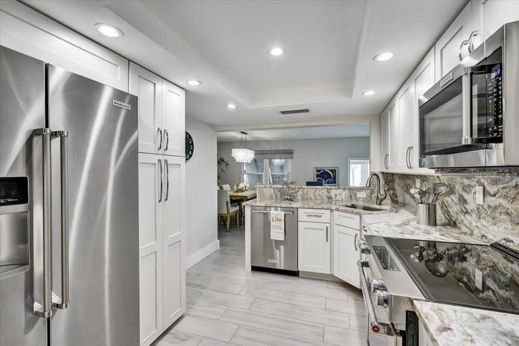 6046 W PEPPERTREE Way – photo 3