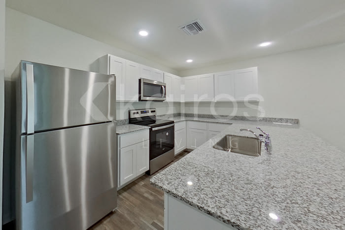 2306 Northwest 20th Place – photo 4