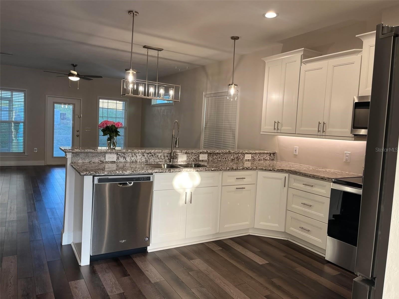 1641 NW 121ST Way – photo 5