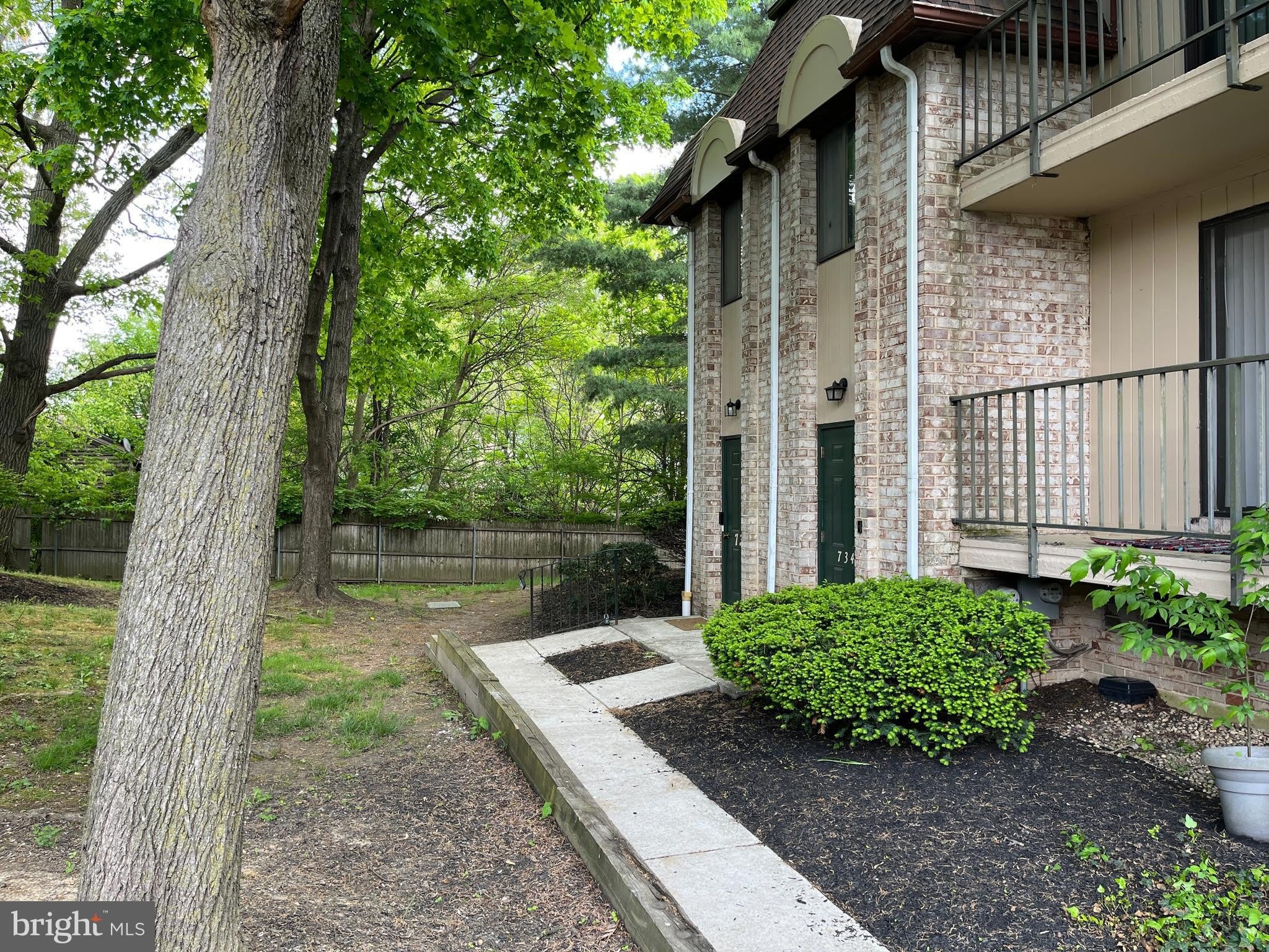 732-A PUTNAM Boulevard – photo 4