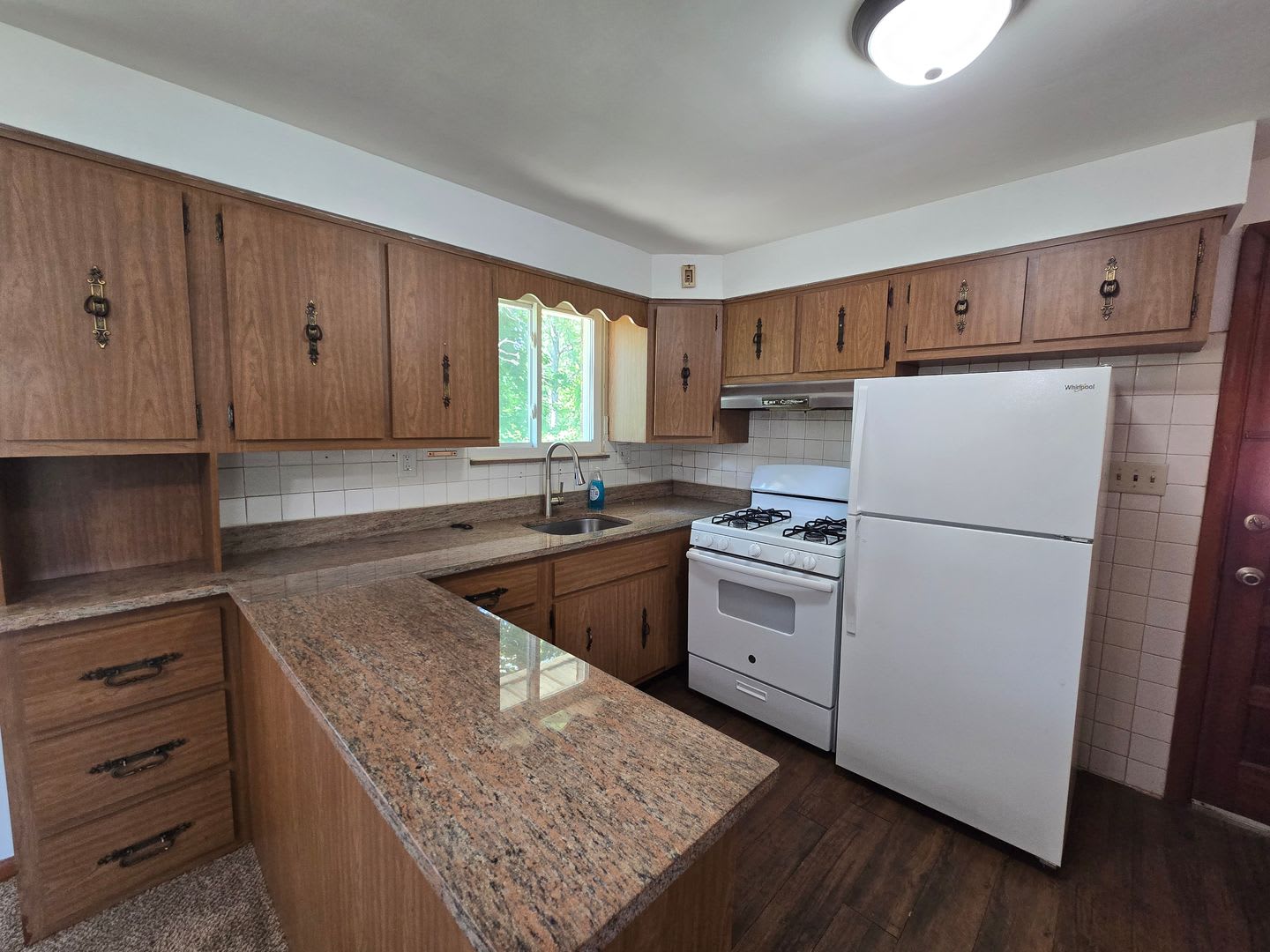 2 Bedroom Brick Ranch Home – photo 5