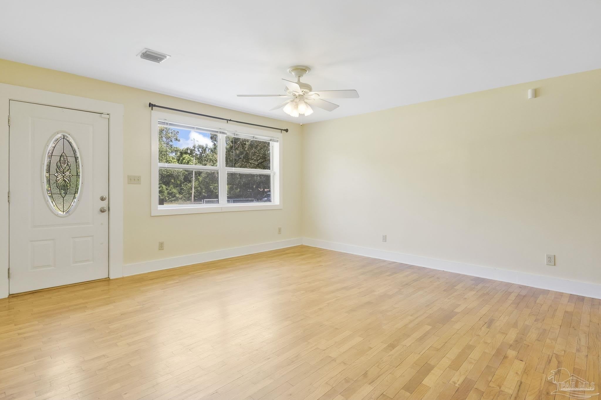 2011 Blakely Ave – photo 5