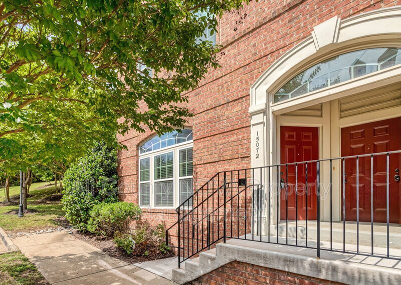15072 Leicestershire St – photo 2