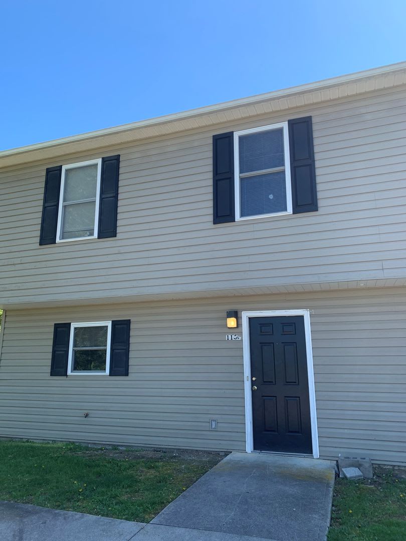 3 Bedroom 2.5 Bath Townhouse – photo 1