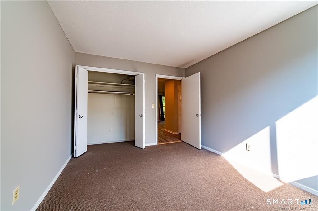 140 Woodvale Drive – photo 2