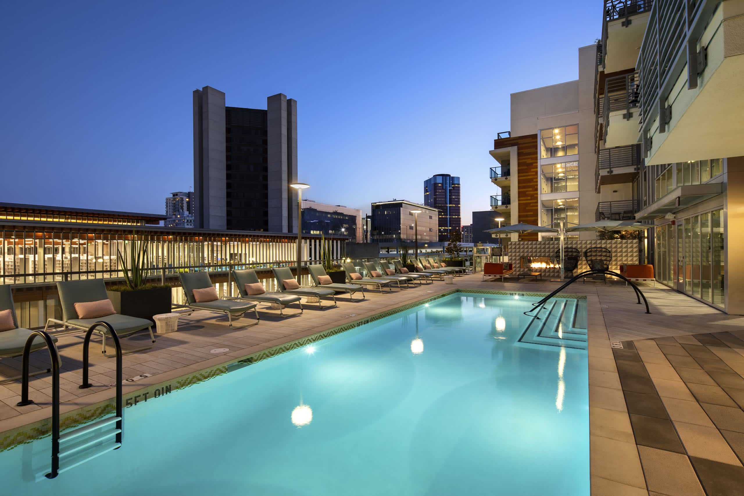 AMLI Park Broadway – photo 1