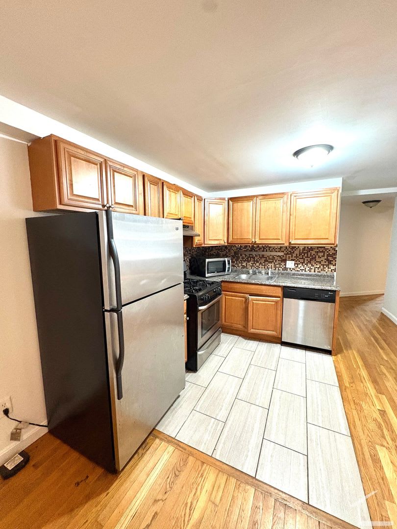 2 bed in Brighton – photo 2