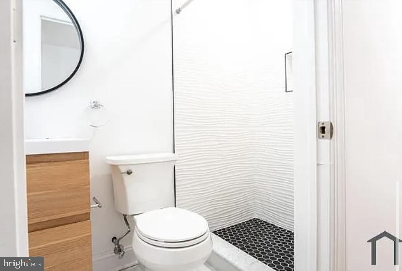 653 N PRESTON Street – photo 4