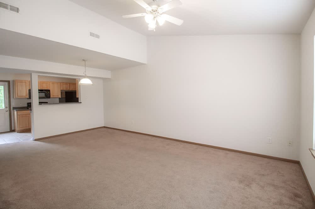 Large 4 Bedroom Duplex – photo 2