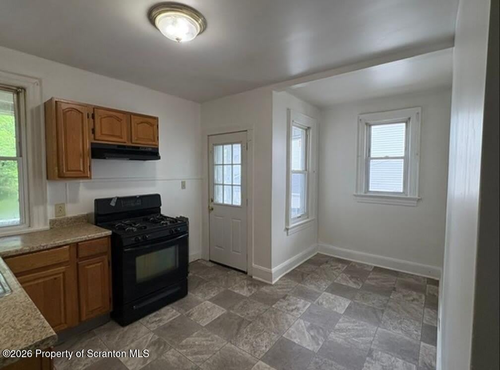 1635 Wyoming Avenue – photo 2