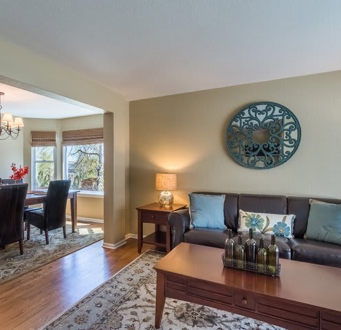 Spectacular 5 Bedroom Home in Rock Creek – photo 4