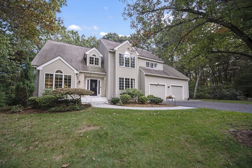 55 Cameron Drive – photo 1