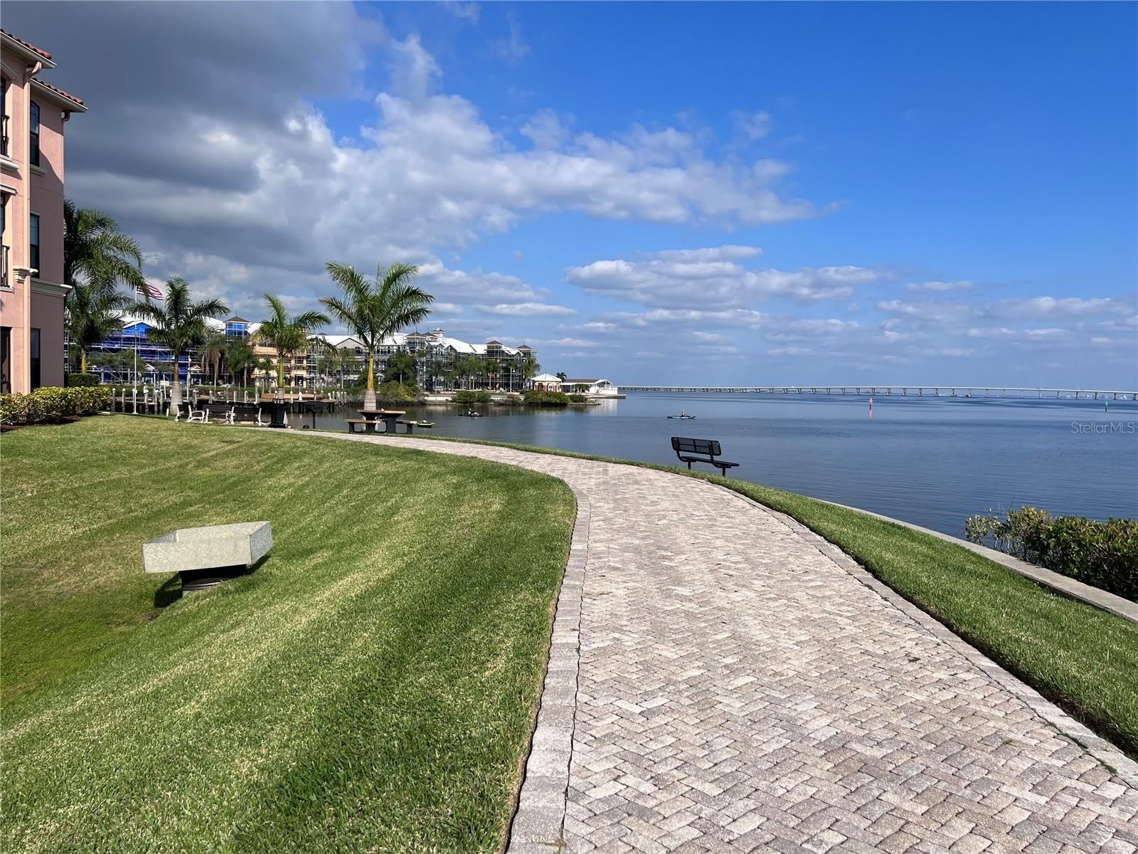 2755 VIA CAPRI Drive – photo 5