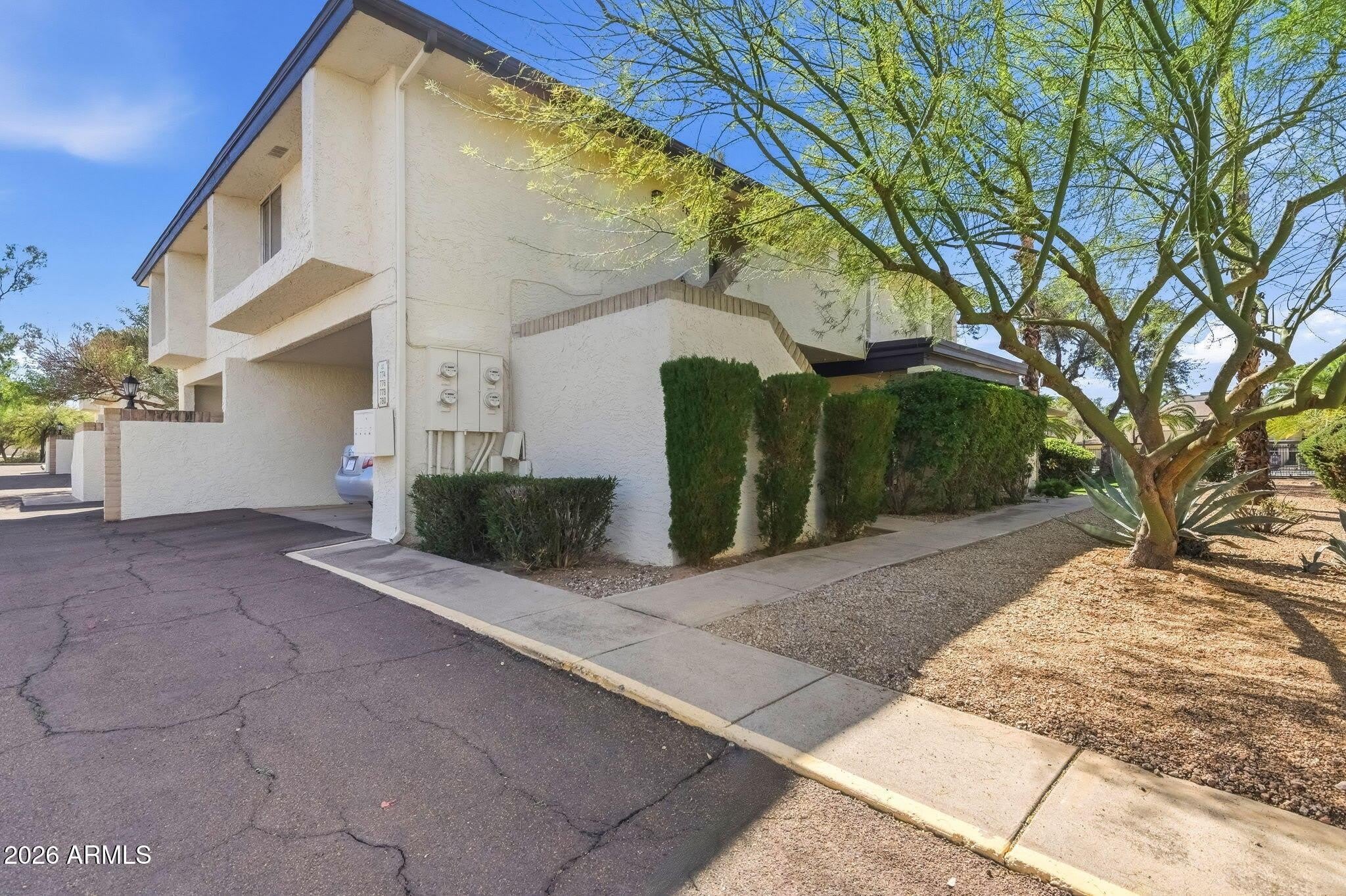 780 E EUGIE AVE – photo 2