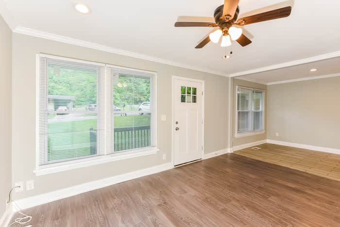 2023 Akron Drive Southeast – photo 2