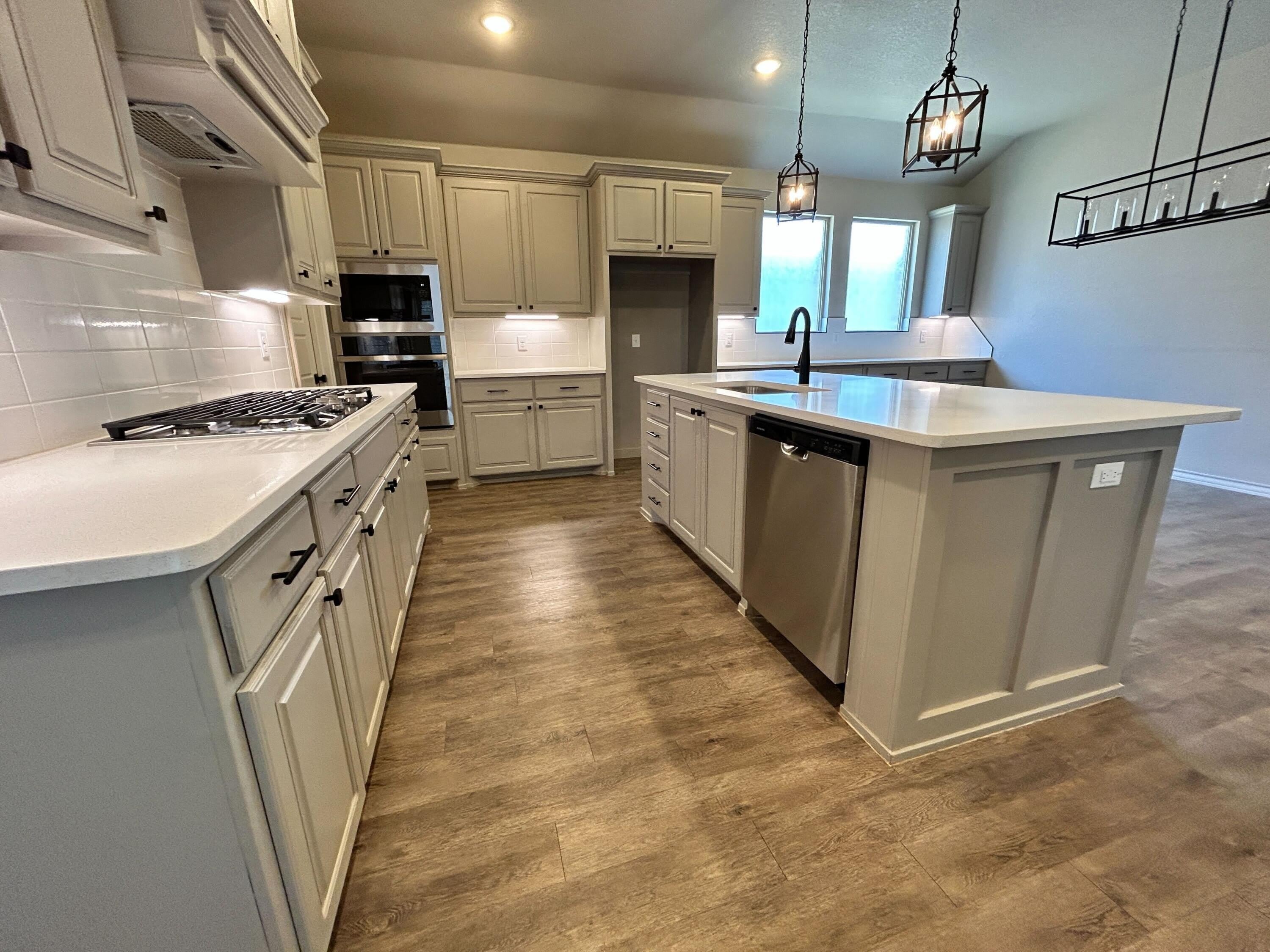 7618 55th Street – photo 2