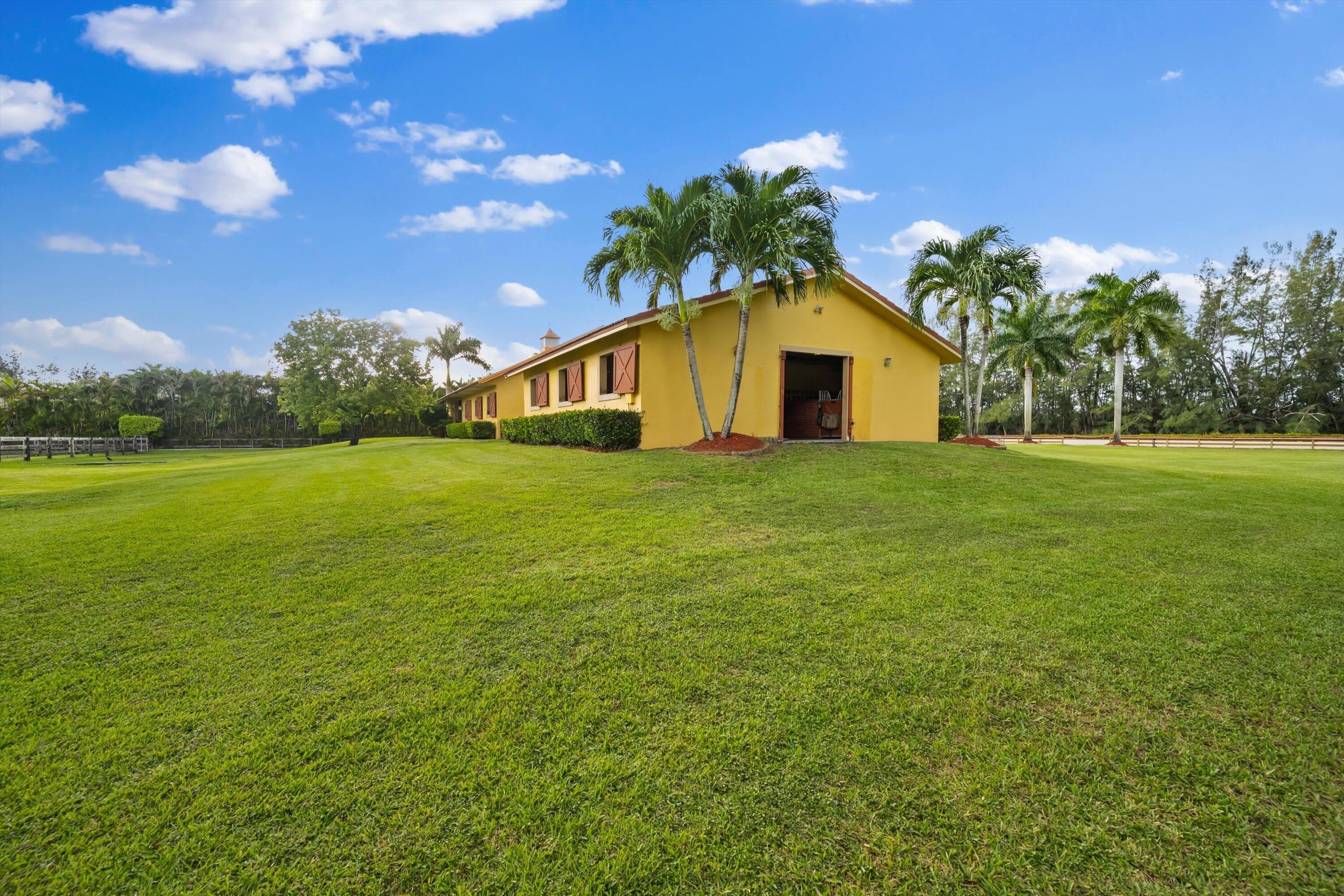 11861 Hawk Hollow – photo 3