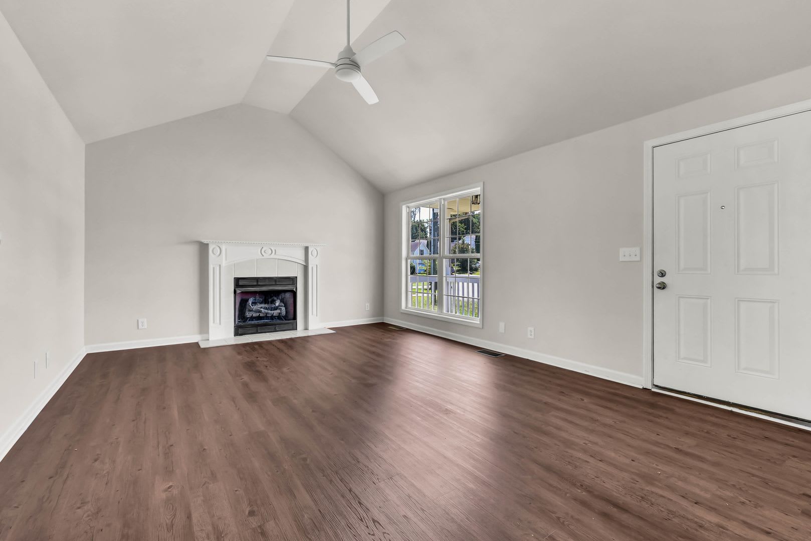 2863 Rome Ln – photo 4