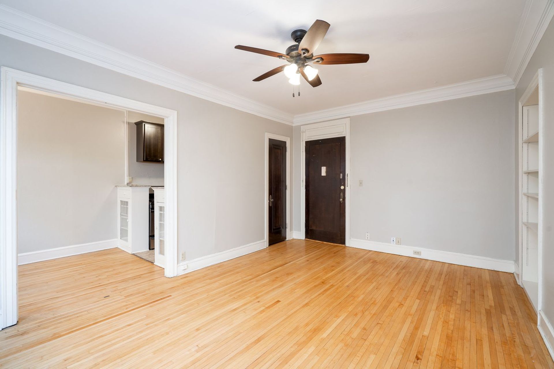 Loring Grove Apartments – photo 1