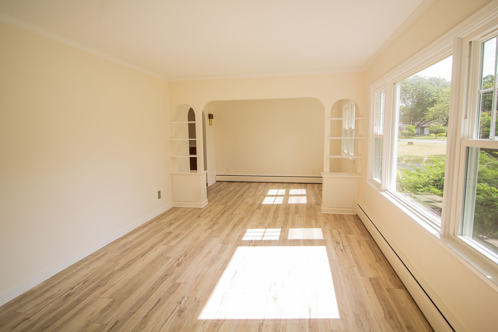 3 BD 1 BA South Bethlehem Schools – photo 4