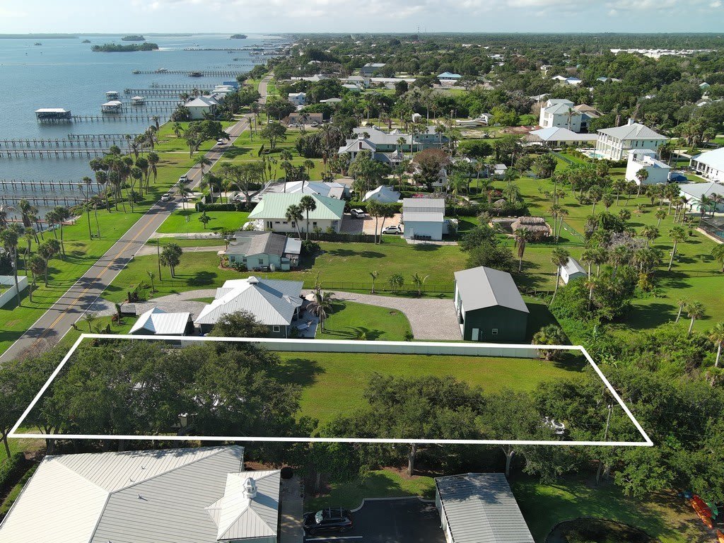 13485 N Indian River Drive – photo 5