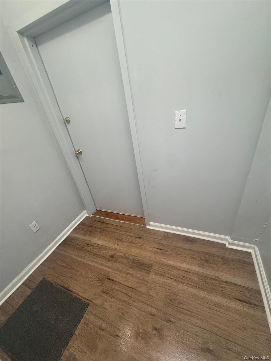 19713 Jamaica Avenue – photo 5