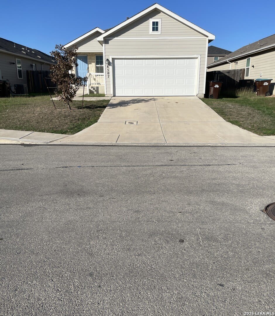 8507 Amistad Cove – photo 2