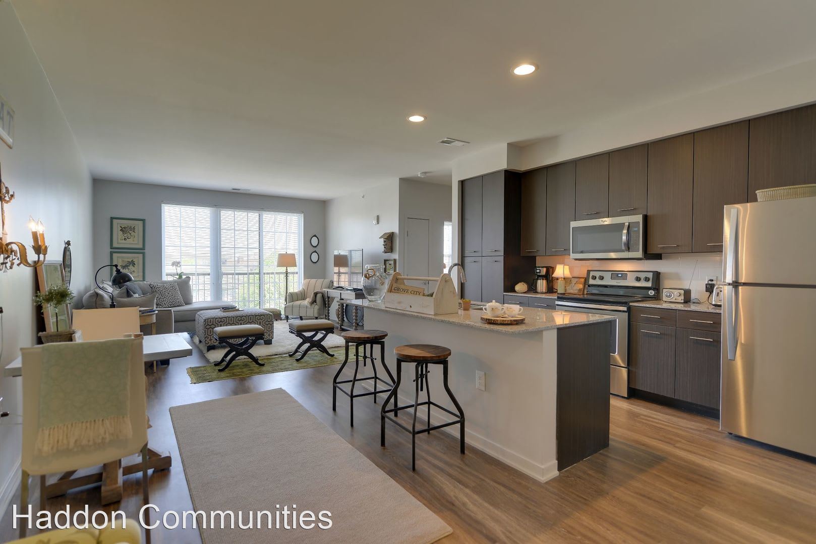 Broadway Station Apartments – photo 5
