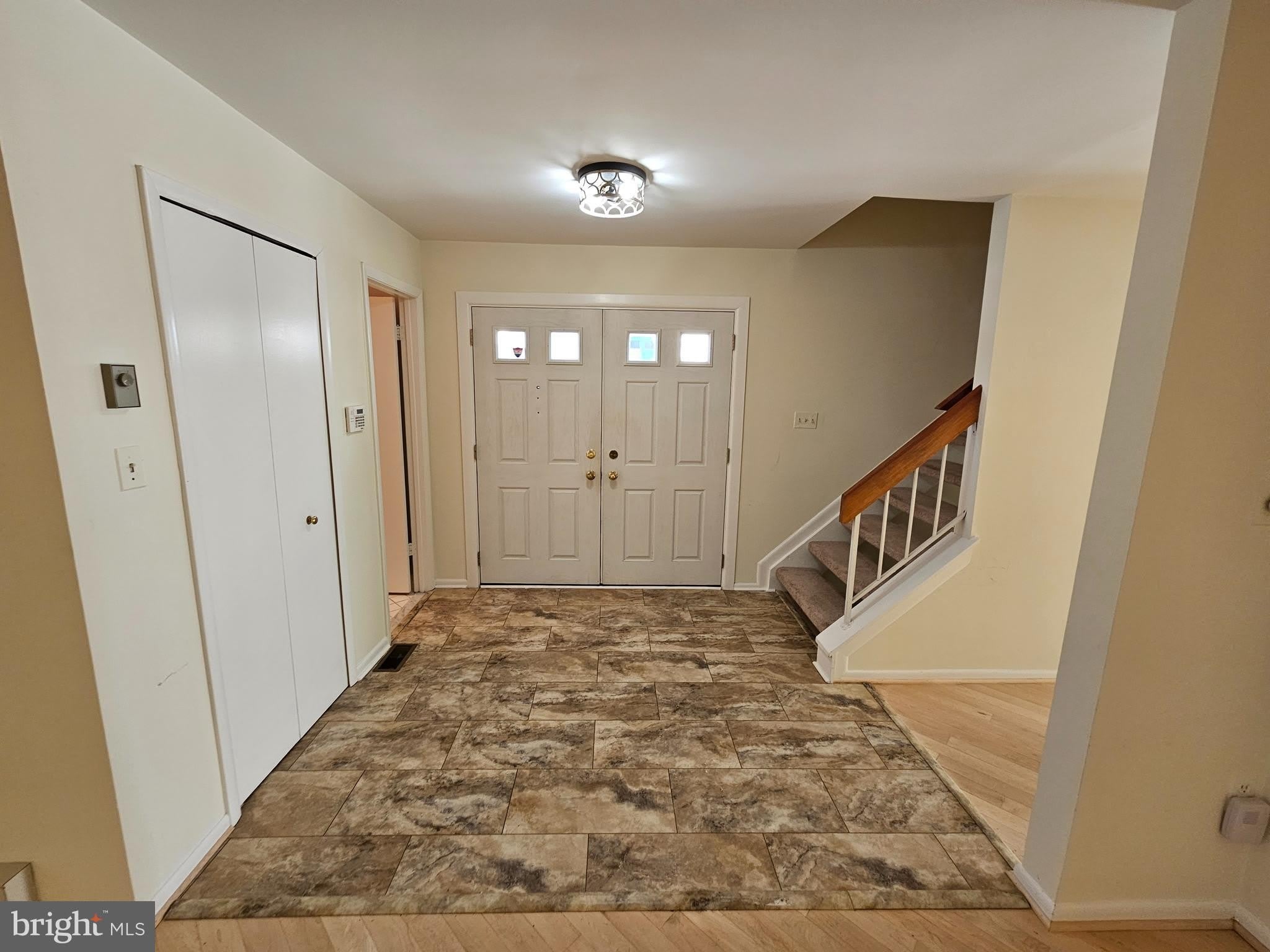 6908 10 TIMBERS Lane – photo 2