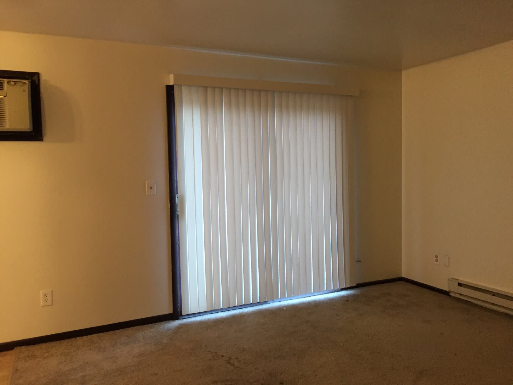 4329 CENTENNIAL CT APT #4 – photo 3