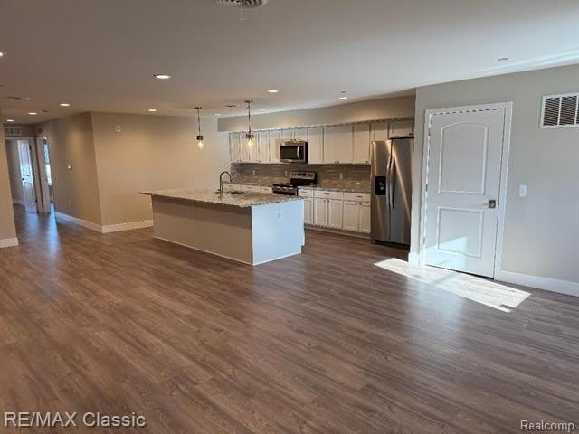 115 W Main Street – photo 3