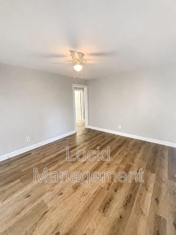 3665 Parthenia Avenue – photo 5
