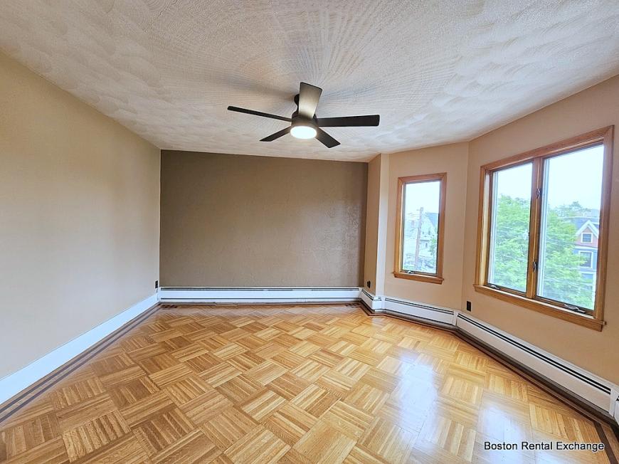 238 School St. – photo 3